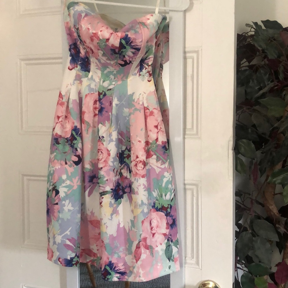 Floral New York & Company Dress
